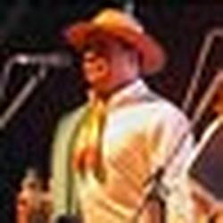 Radio Folclórica bajo el Alero logo