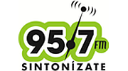 Sintonízate 95.7 FM logo